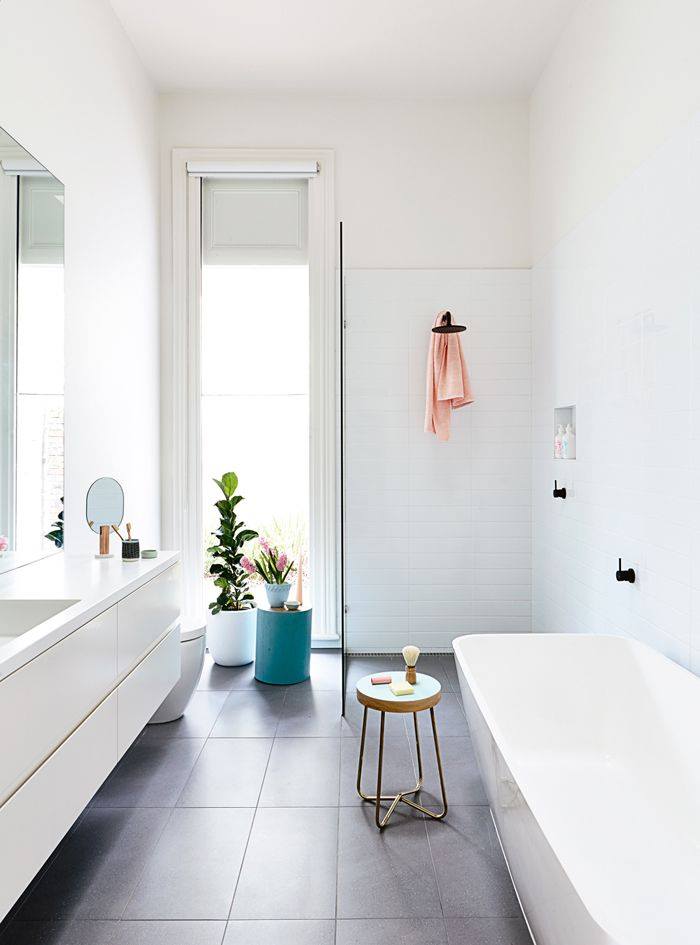 CREATE A LUXE BATHROOM WITH NO RENO REQUIRED