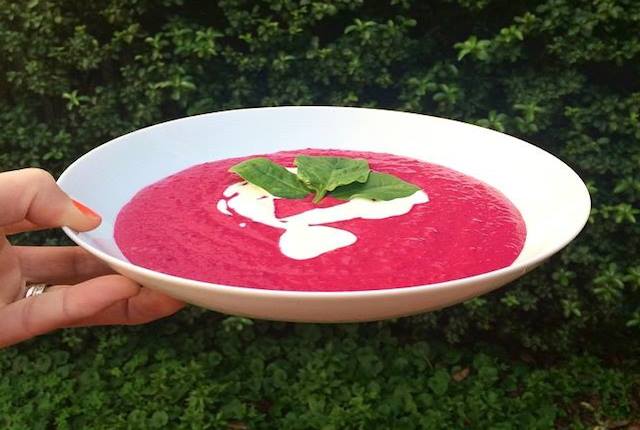 ROASTED SPICED BEETROOT SOUP