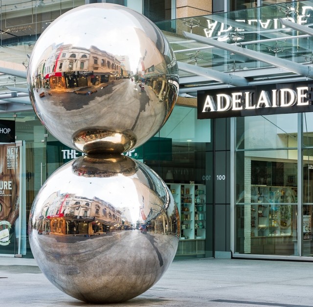 ADELADYRUNDLEMALL