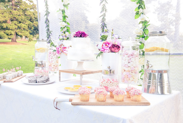 WIN A FREE TRESTLE TABLE + STYLIST FOR YOUR PARTY OR EVENT!