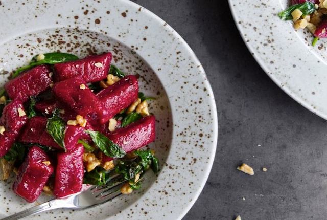 The most delicious BEETROOT GNOCCHI recipe!