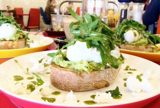 You can have your smashed avo + eat it too!