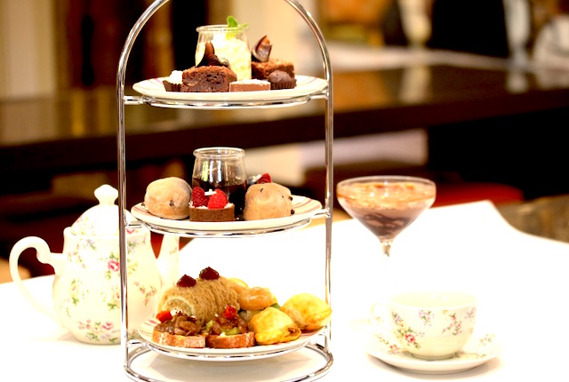XMAS GIVEAWAY: WIN HIGH TEA FOR YOU AND YOUR BESTIE AT THE STAMFORD!
