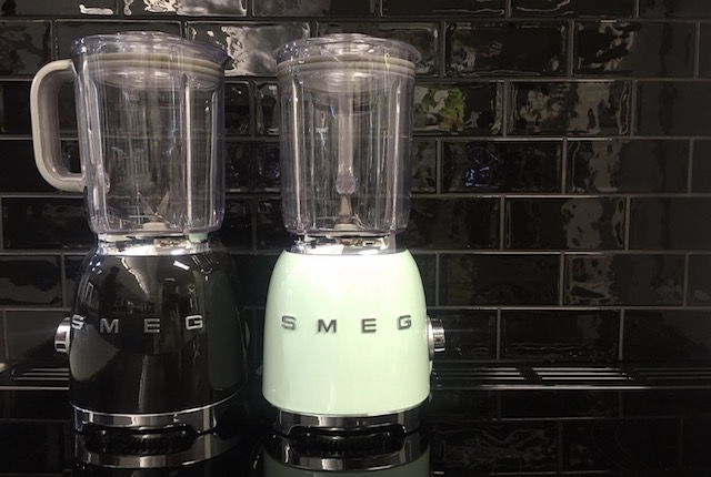 WIN TWO SMEG BLENDERS TO SHARE WITH YOUR BESTIE THANKS TO SPARTAN!