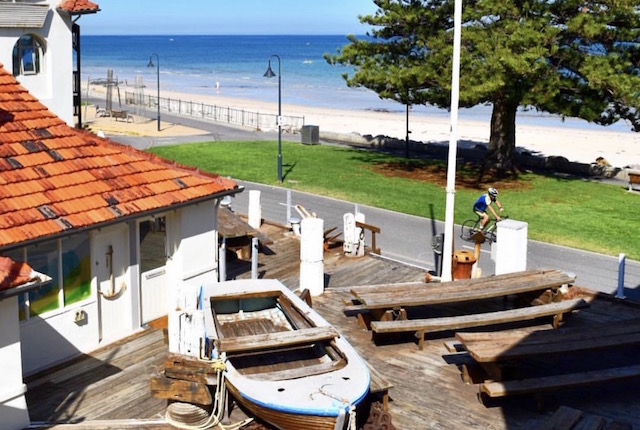 WIN 2 NIGHTS AT SEAWALL APARTMENTS + A BOTTLE OF BUBBLY!