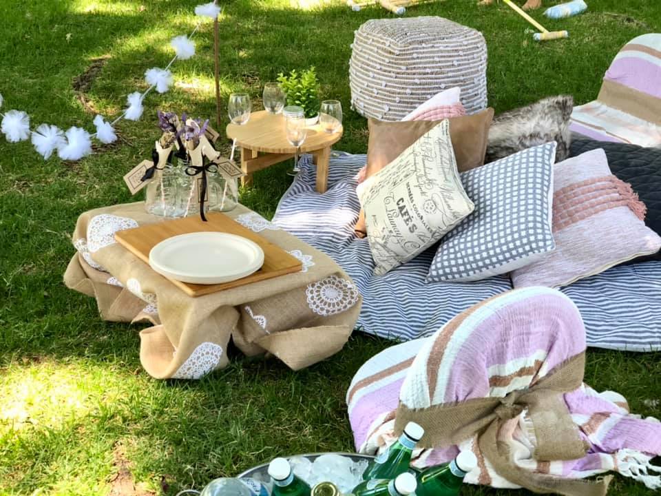 WIN the perfect Valentine’s Day picnic and complete set up with The Picnic Tribe!