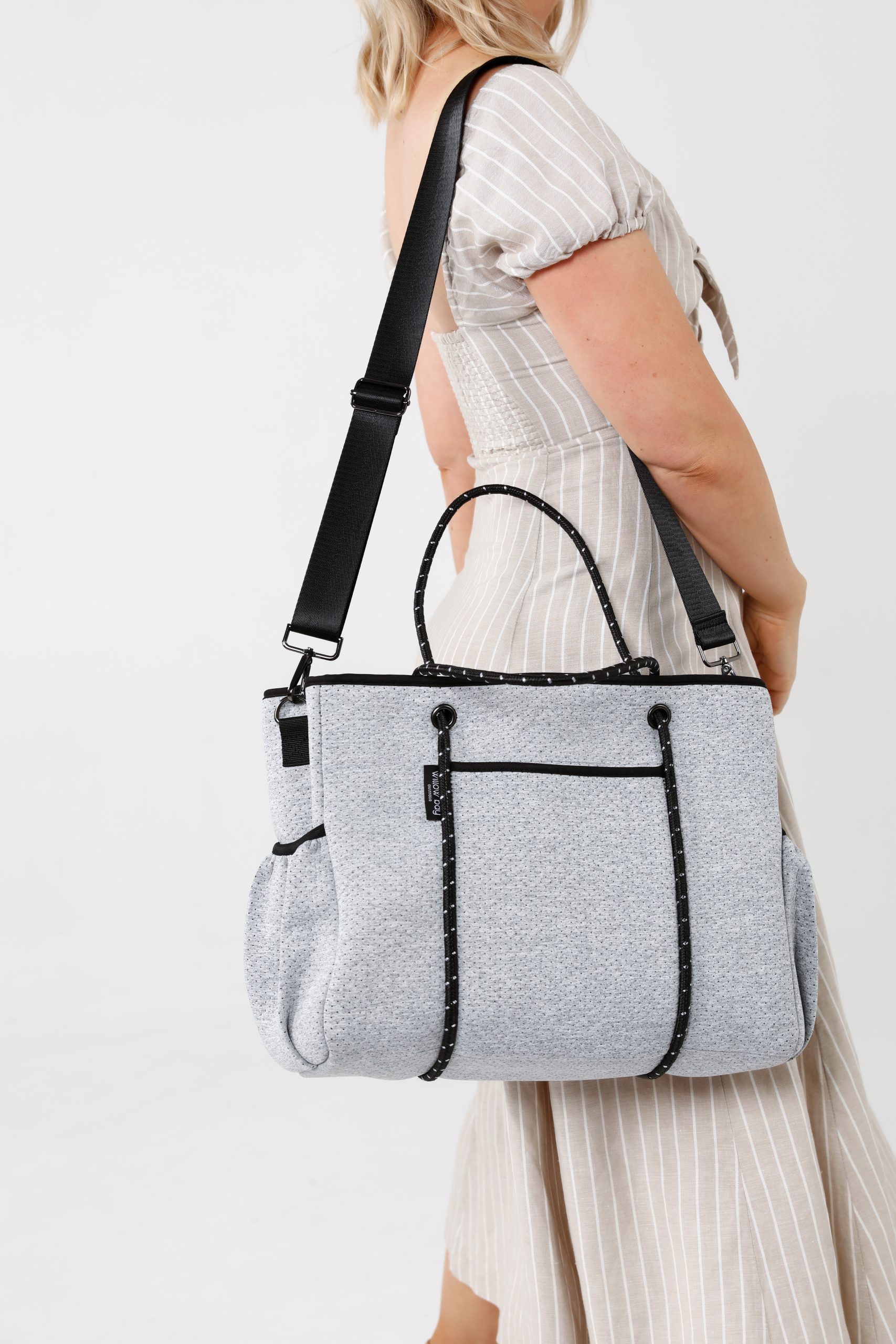 WIN a Willow Bay Australia Metro Tote for you and your bestie