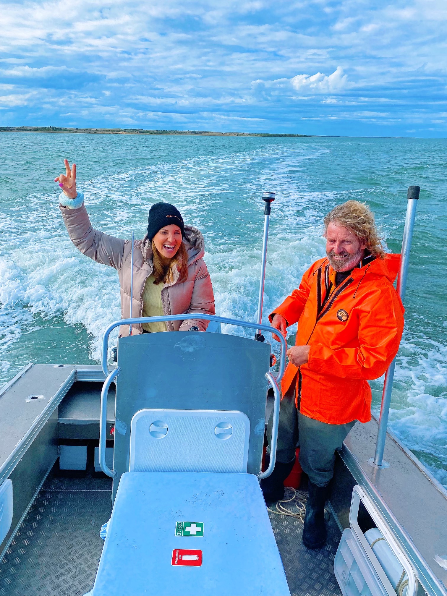 WIN a Seafood & Seals Tour for two people thanks to Coorong Wildside Tours!