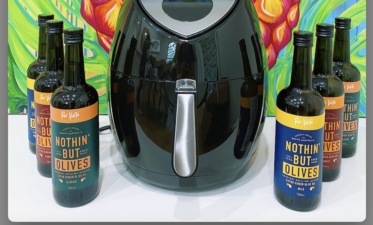 WIN an air fryer and two gorgeous Rio Vista Olive Oil packs!