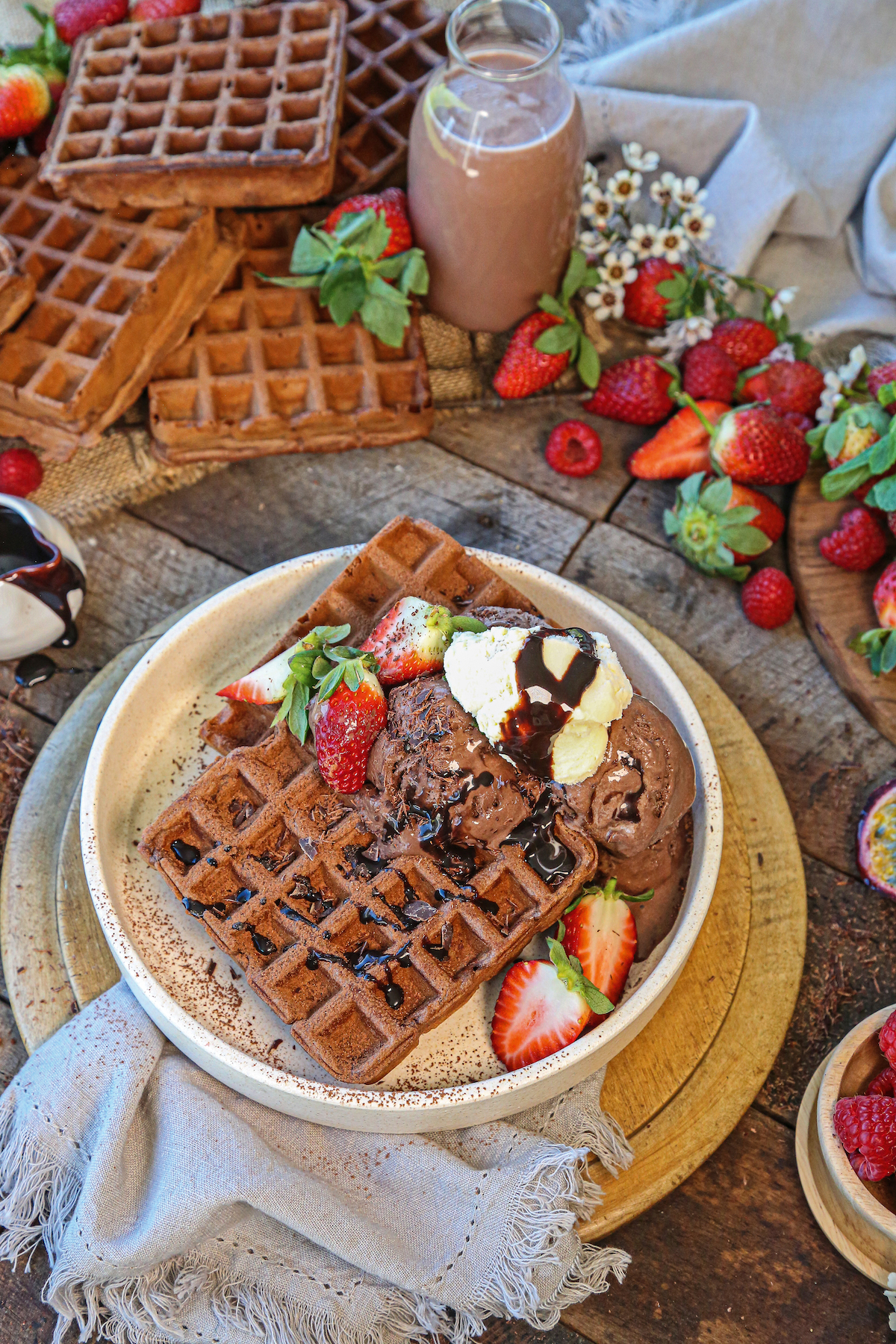 Recipe :: Dairy-free chocolate waffles