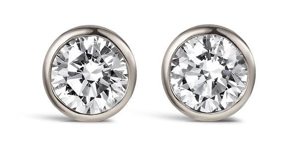 WIN a set of diamond earrings from DDS Diamond Design Studios!