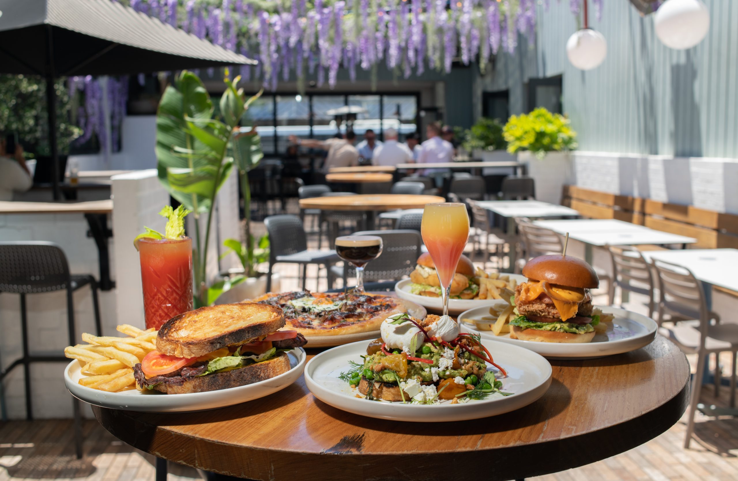 Win A $200 Voucher To Wine and Dine Your Bestie At The Parkside Hotel!