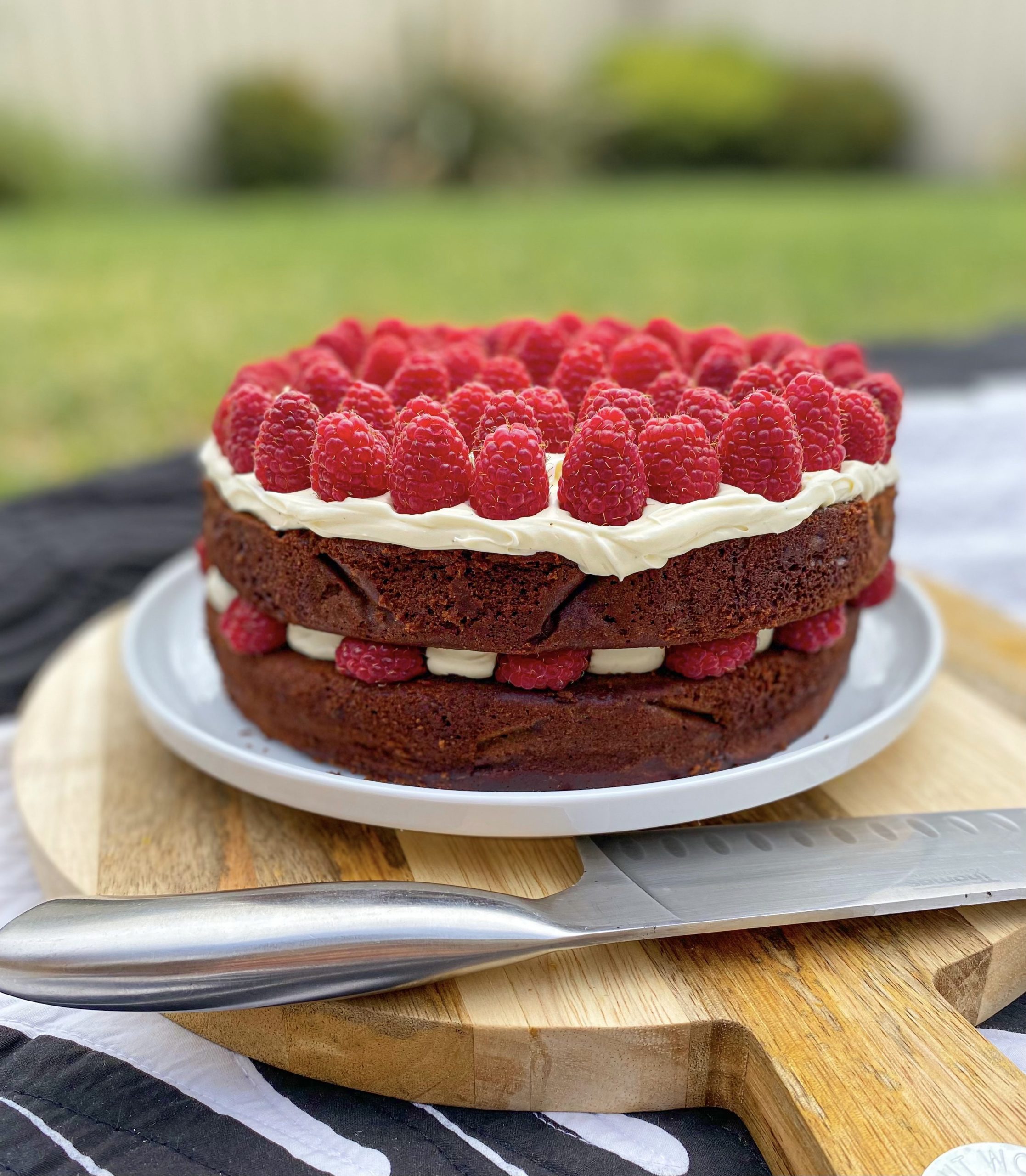 Recipe: Chocolate and raspberry layer cake