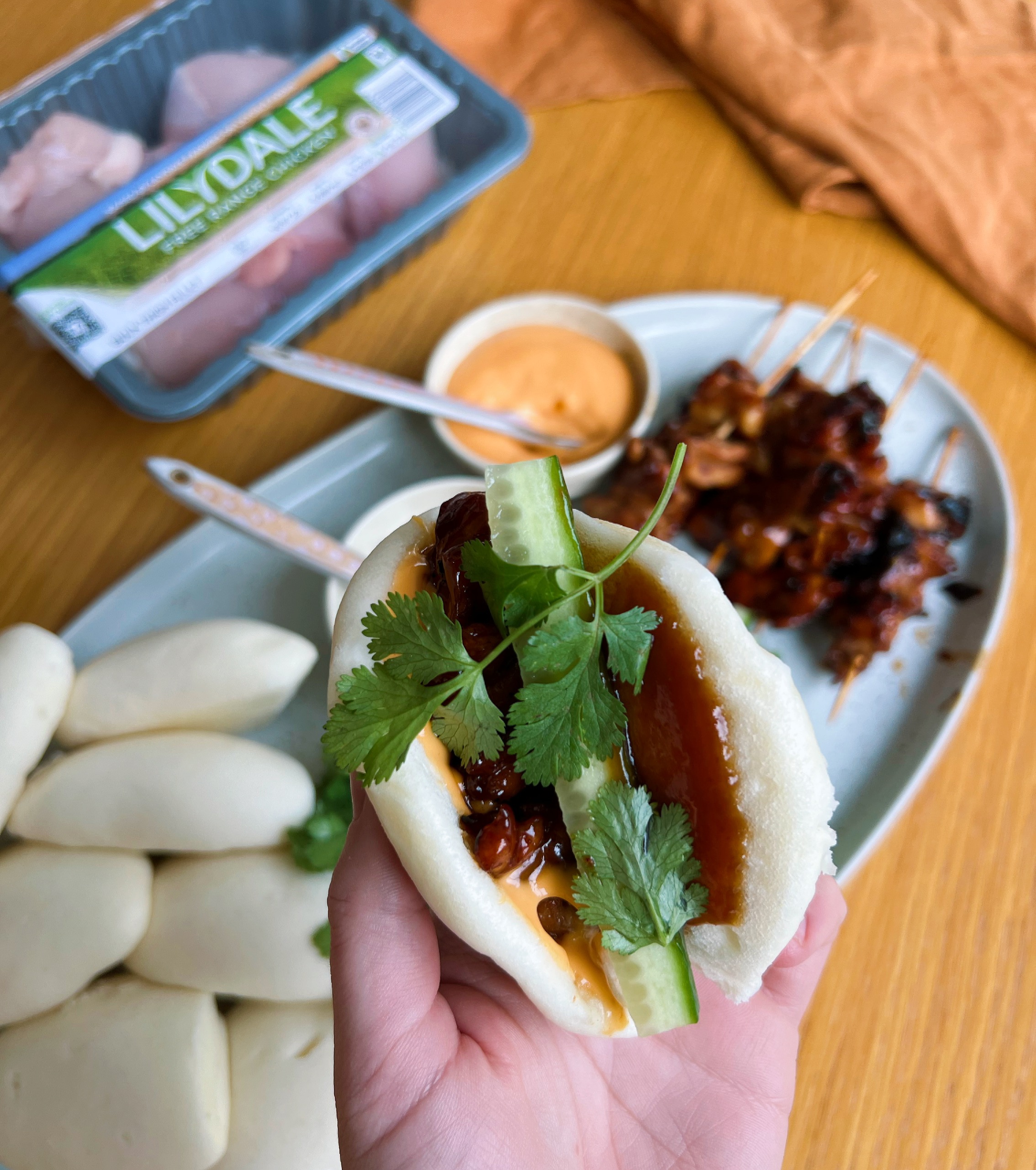 Recipe :: Honey and soy chicken skewer bao buns