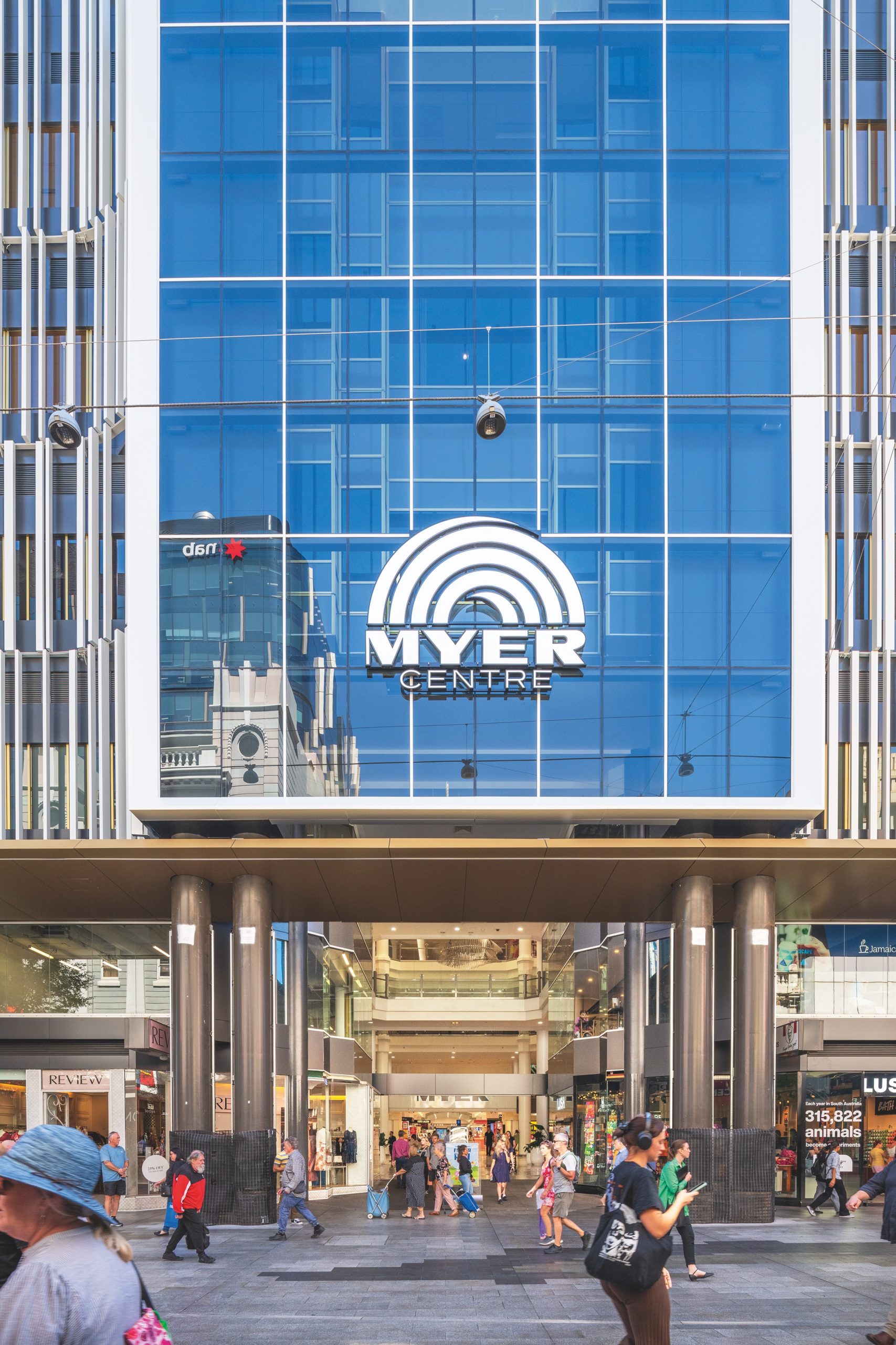 WIN a $500 Myer Gift Card!